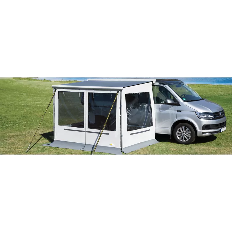 DWT Rain Outside | Façade 1 DWT Rain Outside | Façade