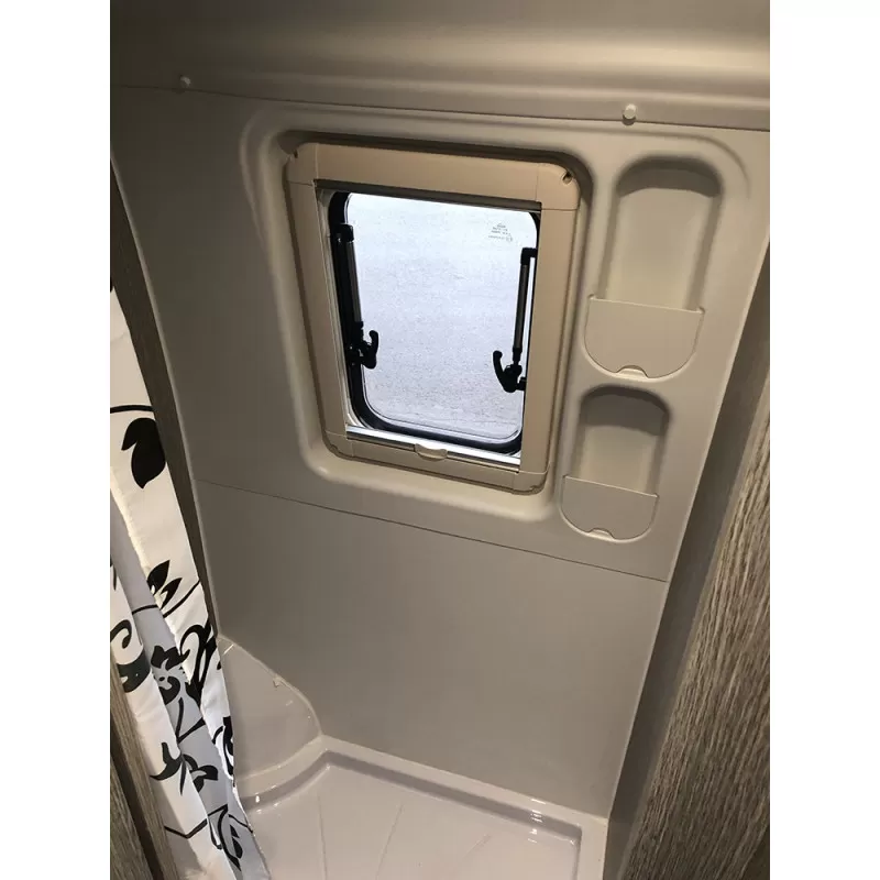 MASIS Panneau Côté WC FIAT Ducato Après 2006 1 MASIS Panneau Côté WC FIAT Ducato Après 2006