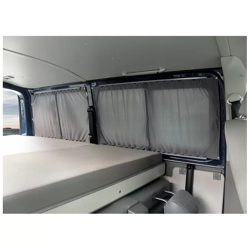 REIMO Rideaux Arrières VW T5/T6 Multivan & Caravelle 2 REIMO Rideaux Arrières VW T5/T6 Multivan & Caravelle – Image 2