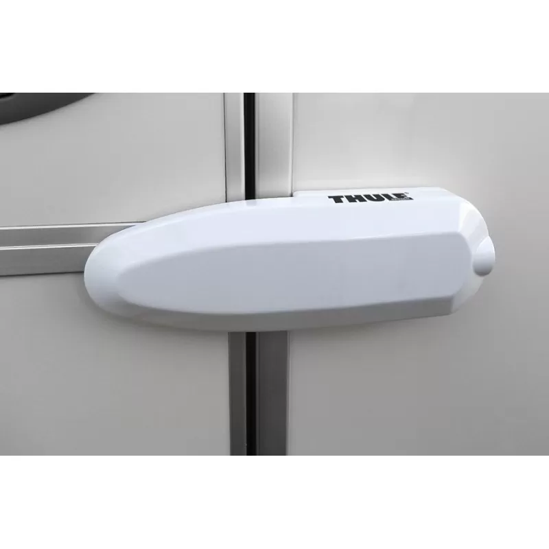 THULE Universal Lock White 3 THULE Universal Lock White – Image 3